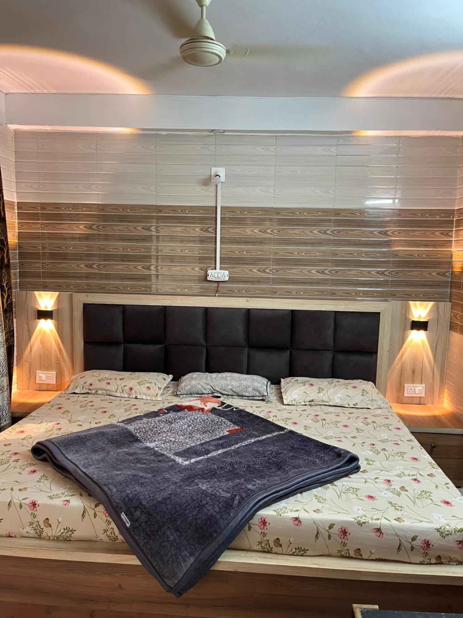 Dream Land Hotel Jammu Dış mekan fotoğraf
