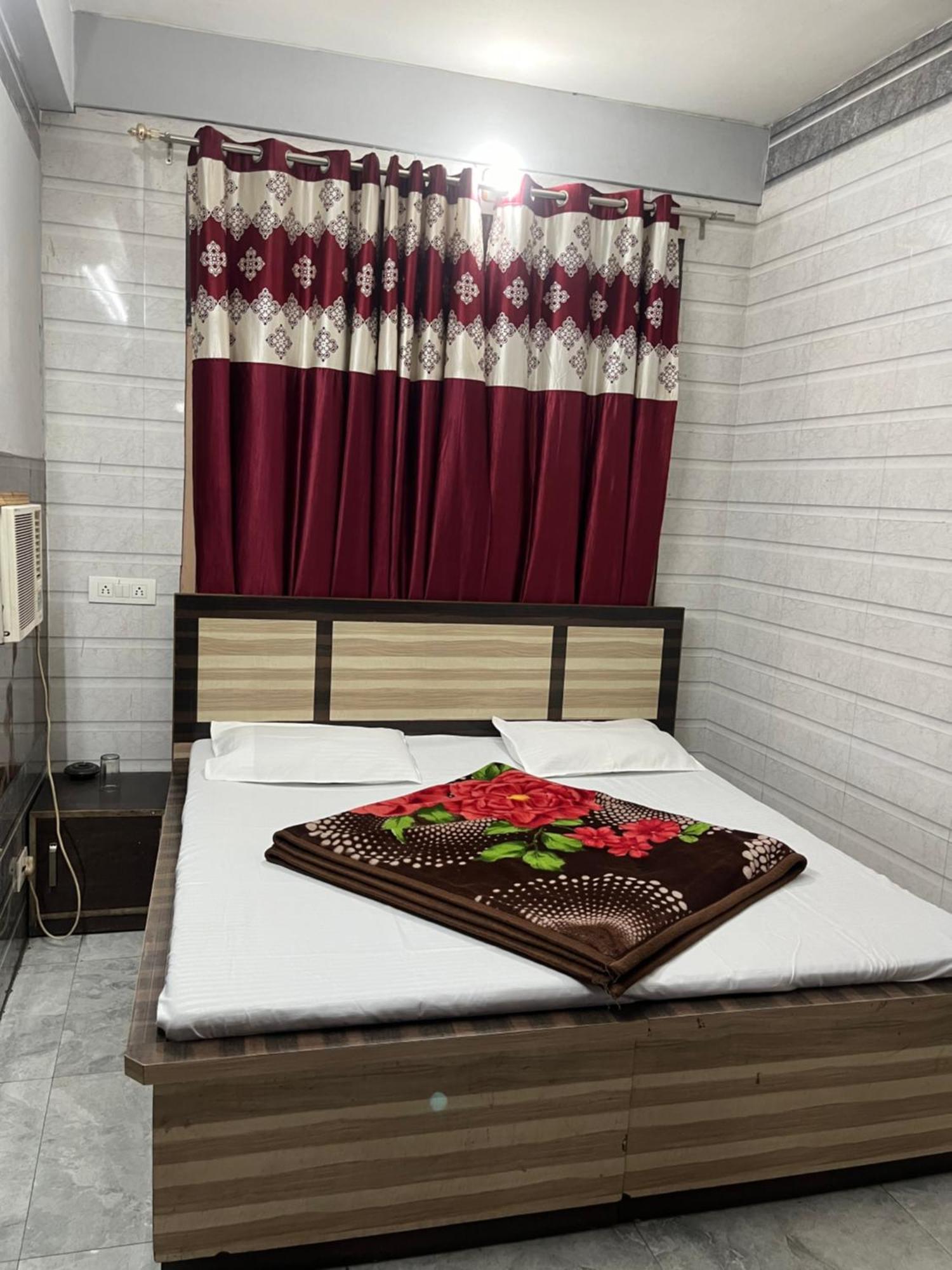 Dream Land Hotel Jammu Dış mekan fotoğraf