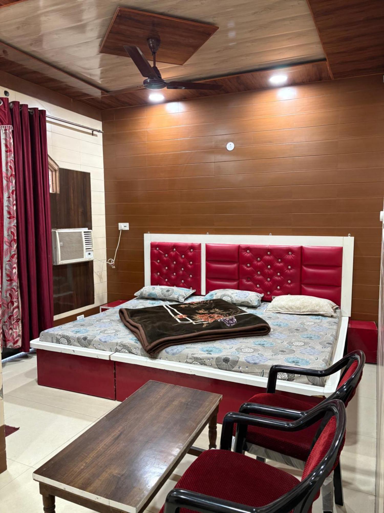 Dream Land Hotel Jammu Dış mekan fotoğraf