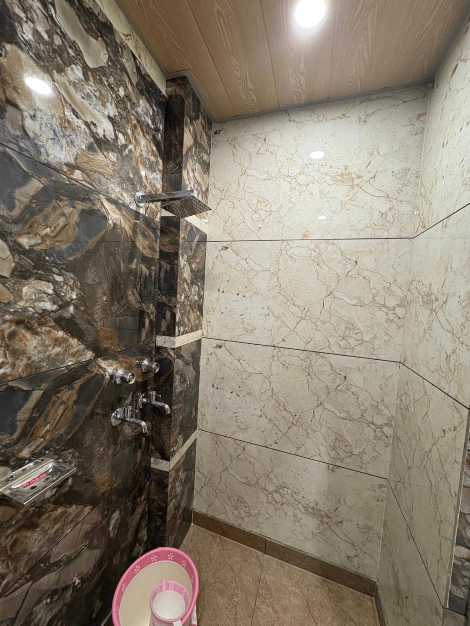 Dream Land Hotel Jammu Dış mekan fotoğraf