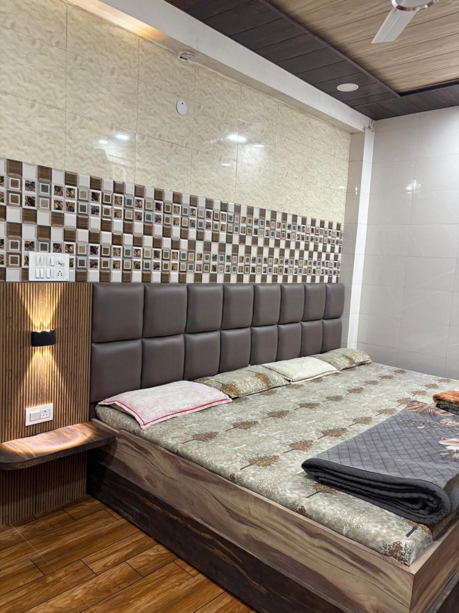 Dream Land Hotel Jammu Dış mekan fotoğraf